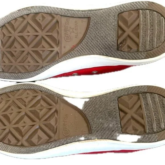 NWOT - Converse Lady All Star Red Cotton with Leather Size 7 RARE! - Picture 2 of 5